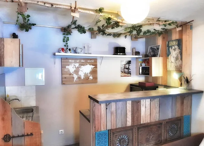 L'echappee Belle A L'etang D'anty -appartement Apartmán *